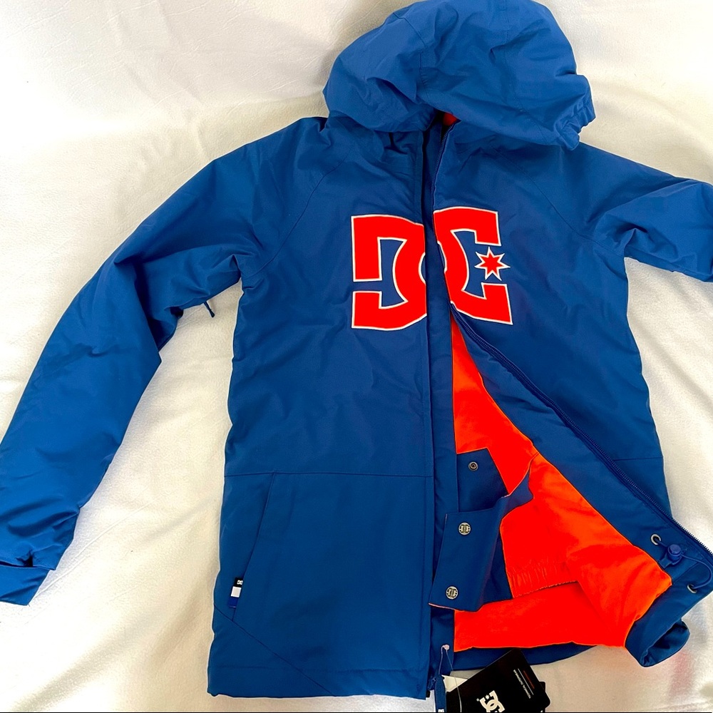 DC Ski Snowboard Jacket for Kids NWT sz 12 UNISEX